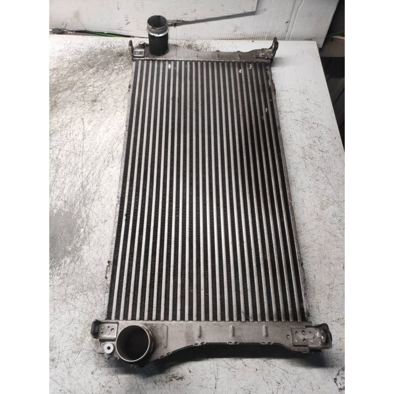 Recambio de intercooler para toyota auris luna referencia OEM IAM JD1271002542  