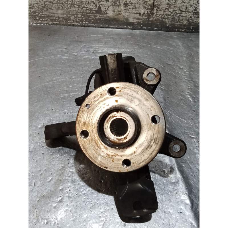 Recambio de mangueta delantera derecha para toyota aygo (_b4_) 1.0 (kgb40) referencia OEM IAM  10G 2014