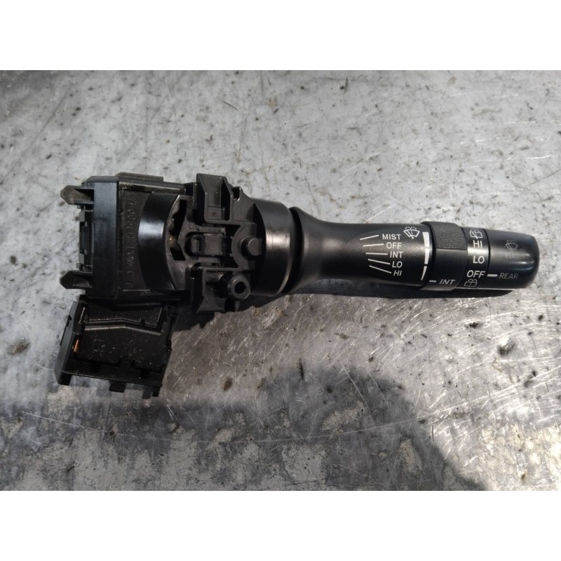 Recambio de mando limpia para toyota auris luna referencia OEM IAM 17F243 17F144 