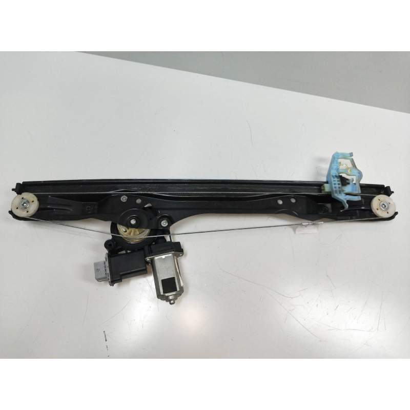 Recambio de elevalunas delantero derecho para fiat doblo dynamic referencia OEM IAM 72027003 1060766 2010