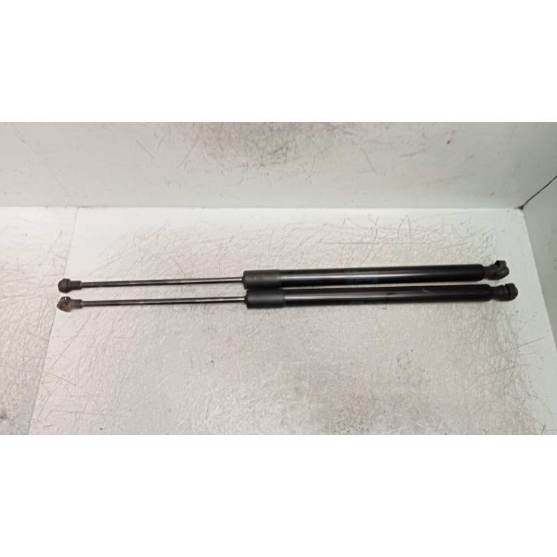 Recambio de amortiguadores maletero / porton para volkswagen golf vii lim. advance bluemotion referencia OEM IAM 5G6827550C  