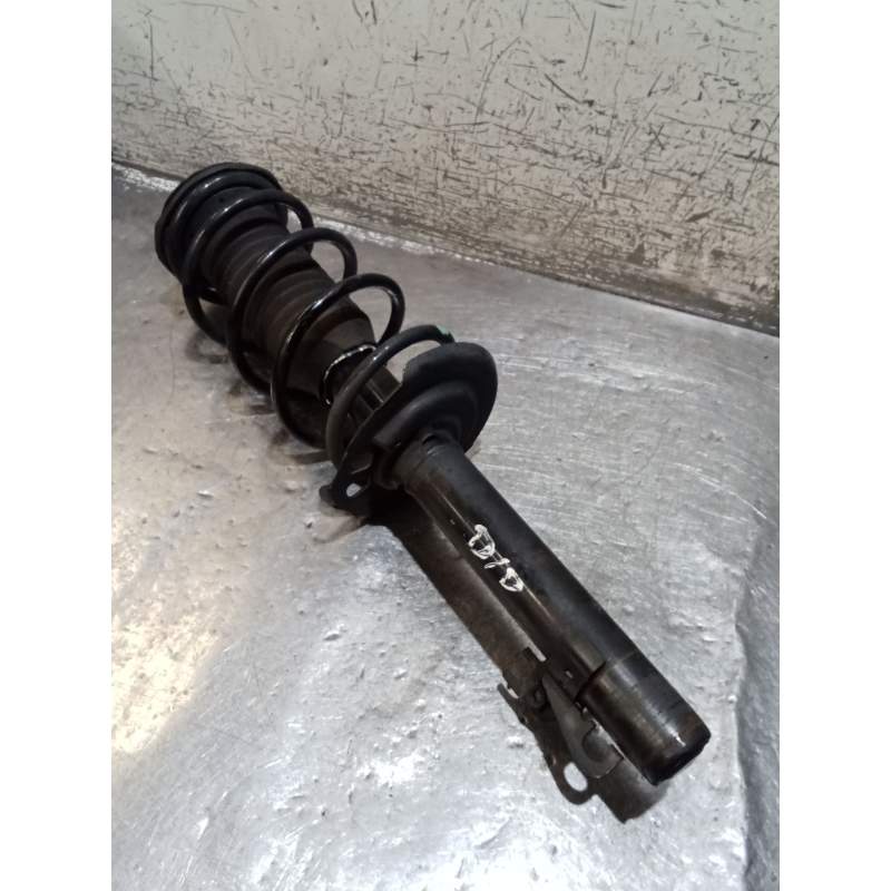Recambio de amortiguador delantero derecho para toyota aygo (_b4_) 1.0 (kgb40) referencia OEM IAM  10G 2014