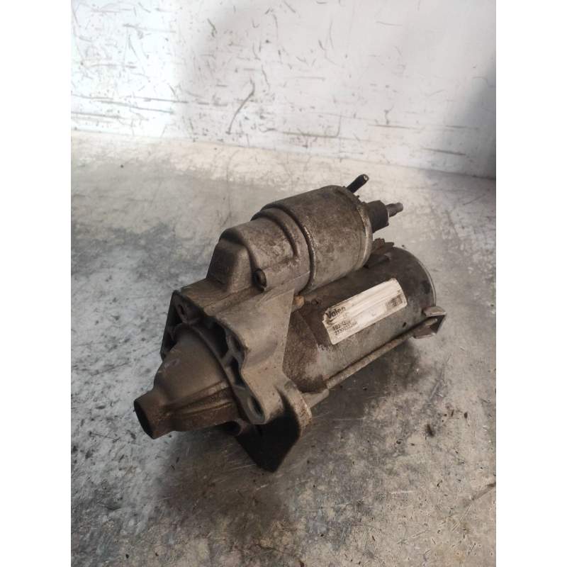 Recambio de motor arranque para dacia lodgy ambiance referencia OEM IAM 233003329R  