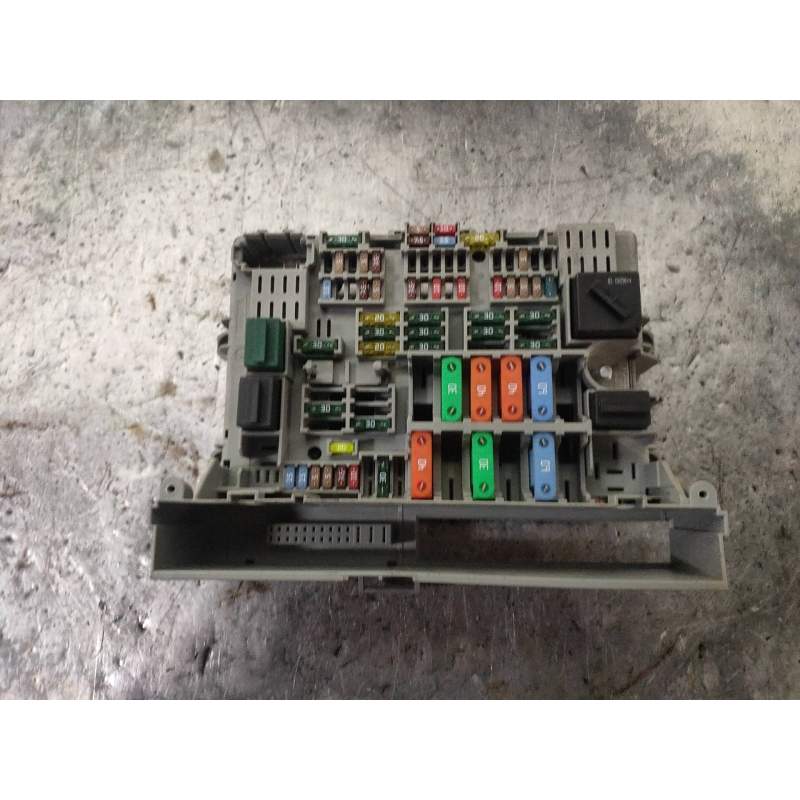 Recambio de caja reles / fusibles para bmw serie 3 coupe (e92) 335i referencia OEM IAM 55107561030101 690662206 90109627 MS20060