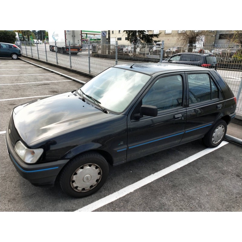 ford fiesta berl./courier del año 1993