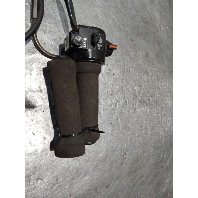 Recambio de puño acelerador para yamaha sr sr 250 (3y8) referencia OEM IAM   MANDO MULTIFUNCION