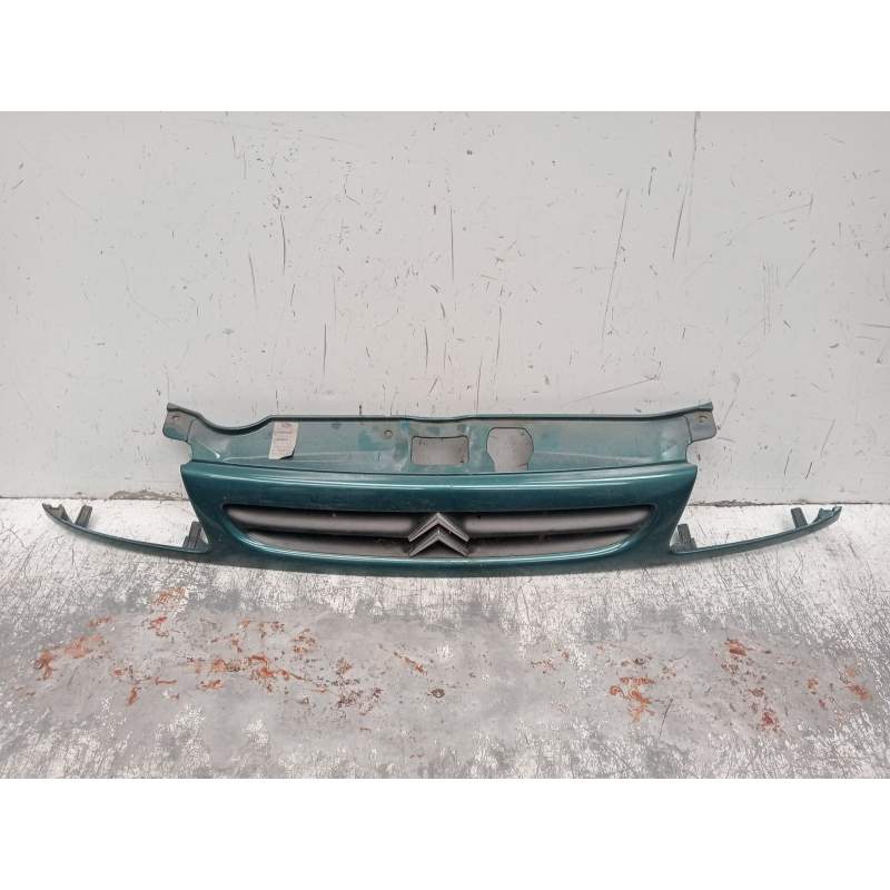 Recambio de rejilla delantera para citroën saxo (s0, s1) 1.1 x, sx referencia OEM IAM   96