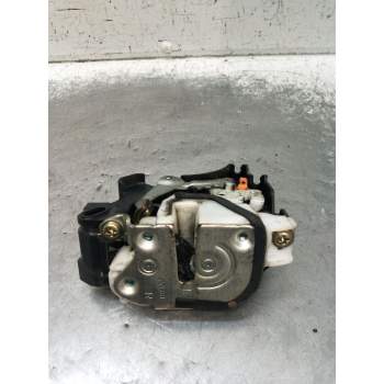 MOTOR CIERRE CENTRALIZADO DELANTERO DERECHO 4P 2005