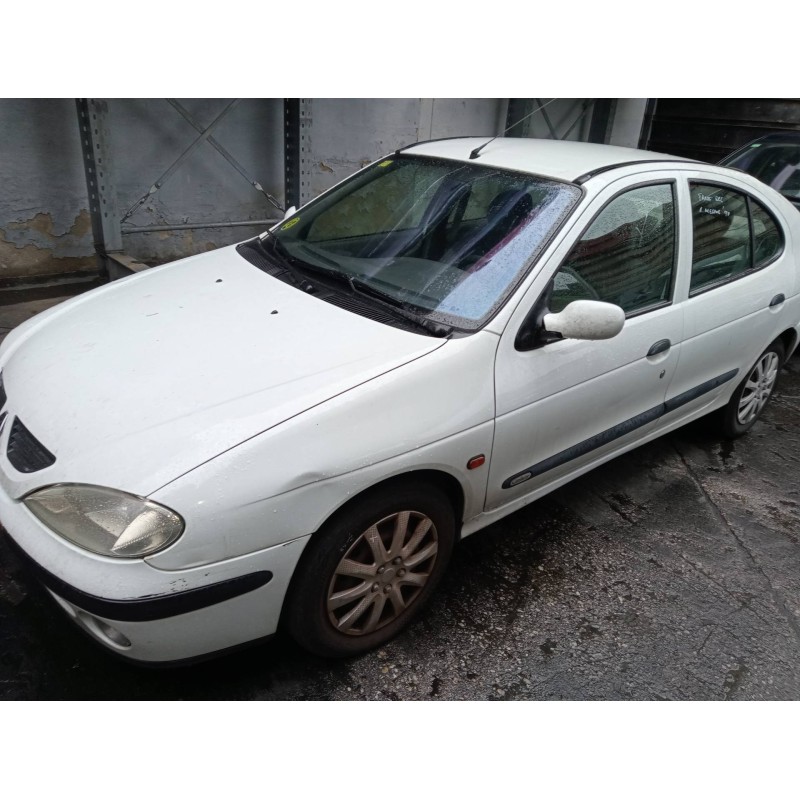 renault megane i fase 2 berlina (ba0) del año 2001