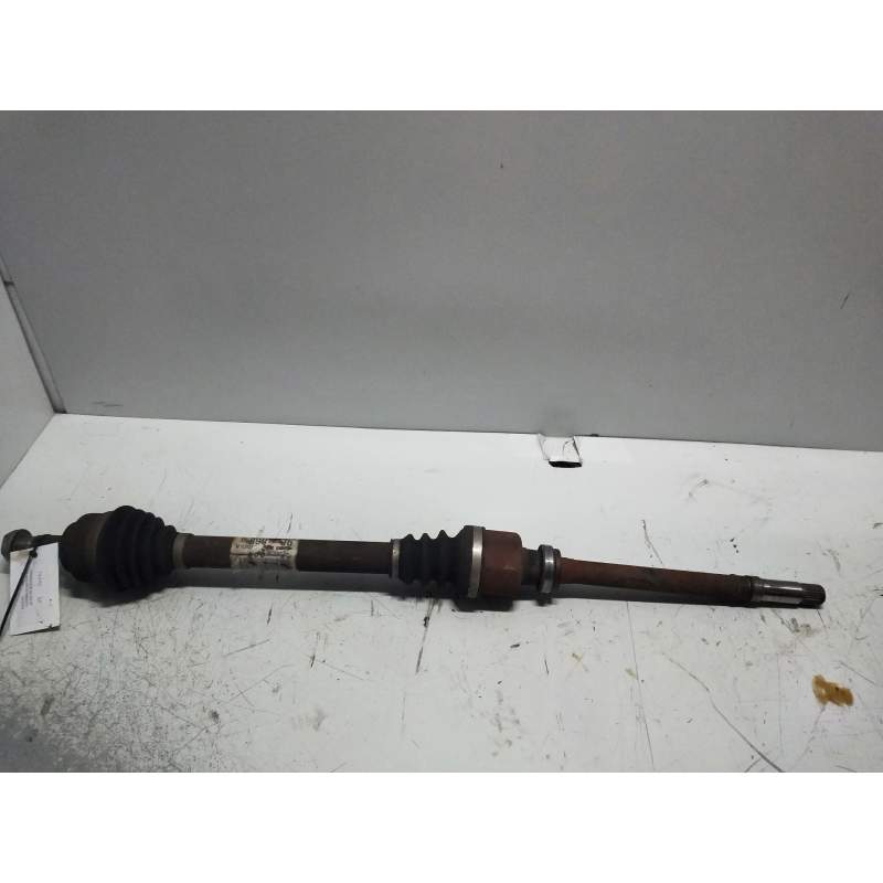 Recambio de transmision delantera derecha para citroën c4 berlina collection referencia OEM IAM 9636786880 16G 2004