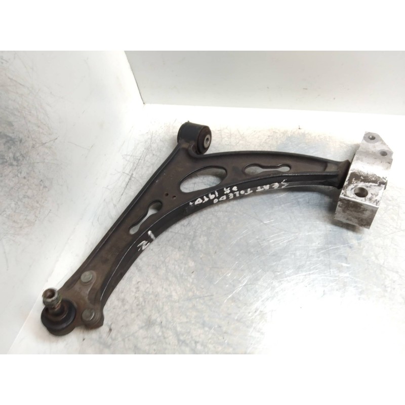 Recambio de brazo suspension inferior delantero izquierdo para seat toledo (5p2) reference referencia OEM IAM   