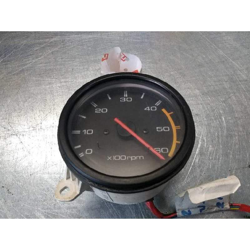 Recambio de cuadro cuentarevoluciones para isuzu trooper referencia OEM IAM 8943675910  