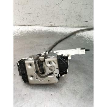 MOTOR CIERRE CENTRALIZADO DELANTERO IZQUIERDO A2040085899 5P 2018