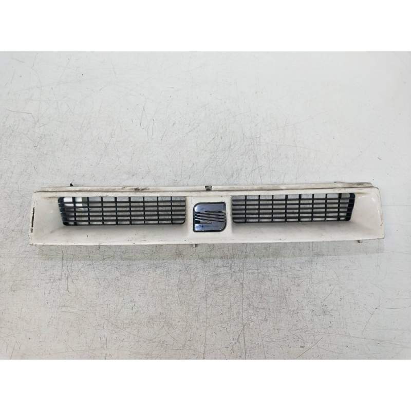 Recambio de rejilla delantera para seat toledo (1l) 1.8 cat (rp) referencia OEM IAM   