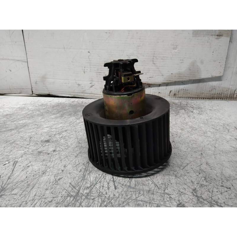Recambio de motor calefaccion para citroën bx berlina 14 re classic referencia OEM IAM 827821B  