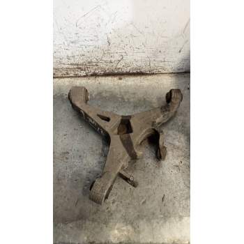 BRAZO SUSPENSION INFERIOR TRASERO IZQUIERDO 