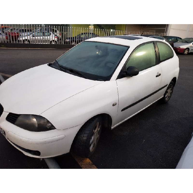 seat ibiza (6l1) del año 2004