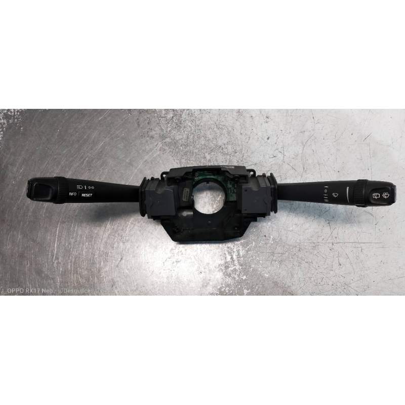 Recambio de mando luces para volvo xc70 2.4 diesel cat referencia OEM IAM 30658656  