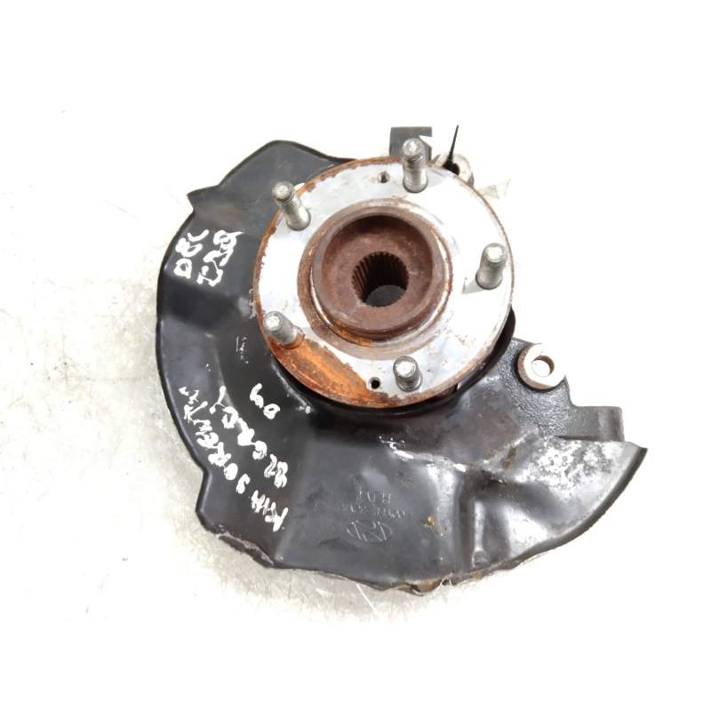 Recambio de mangueta delantera izquierda para kia sorento 2.2 crdi cat referencia OEM IAM   