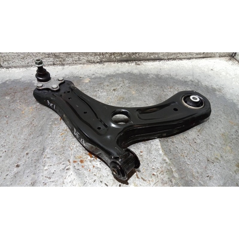 Recambio de brazo suspension inferior delantero derecho para skoda fabia 1.0 tsi referencia OEM IAM 6R0407152F  