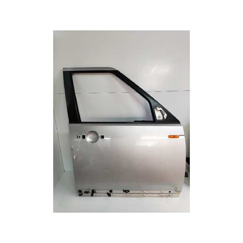 Recambio de puerta delantera derecha para land rover discovery v6 td se referencia OEM IAM LR016462  