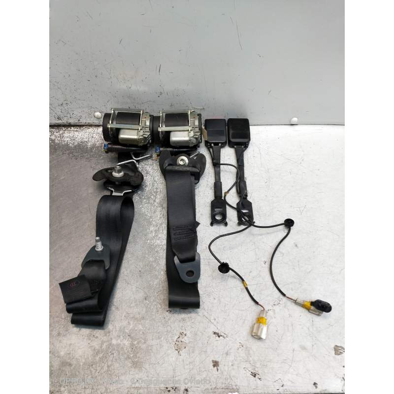Recambio de juego cinturones delantero para peugeot 308 confort referencia OEM IAM 0406062 5P 2007