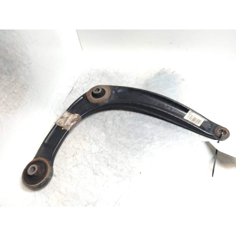 Recambio de brazo suspension inferior delantero derecho para peugeot 308 confort referencia OEM IAM  14G 2007