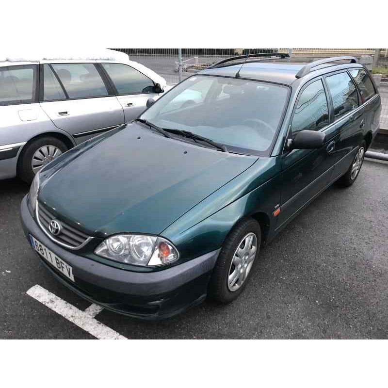 toyota avensis monovolumen (t22) del año 2001