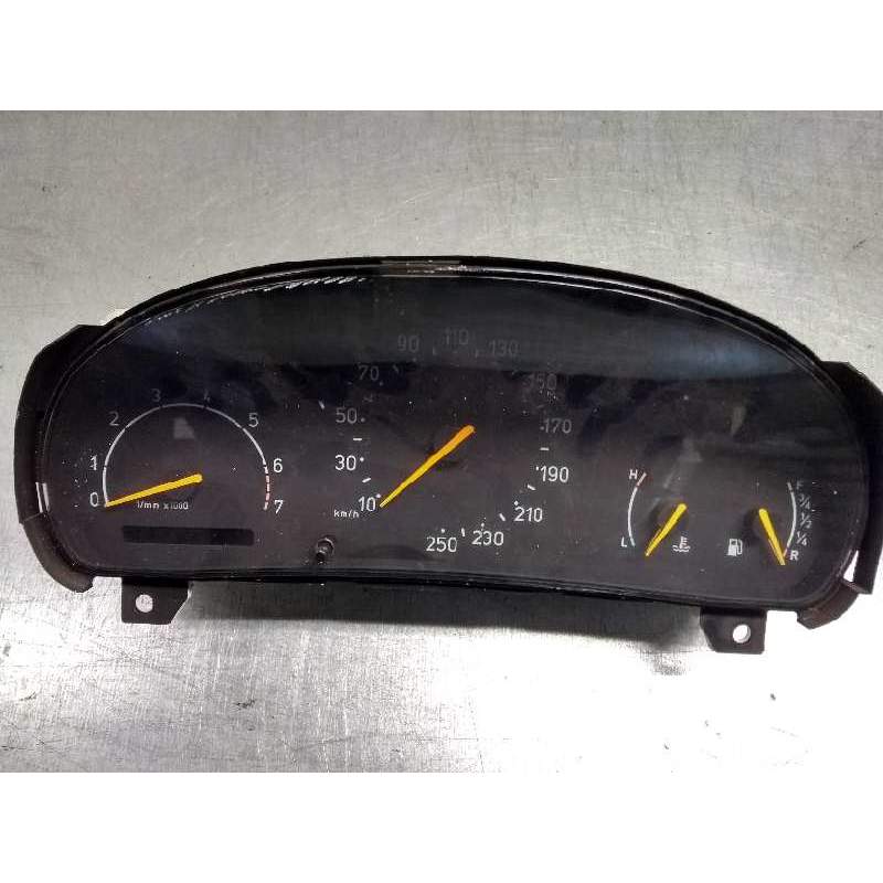 Recambio de cuadro instrumentos para saab 900 berlina 2.0 cat referencia OEM IAM 4617502 69795280 KILOINJ