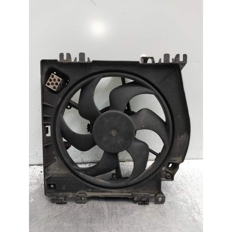 Recambio de electroventilador para renault clio iii 1.2 16v referencia OEM IAM 1831442016G 12G 2005