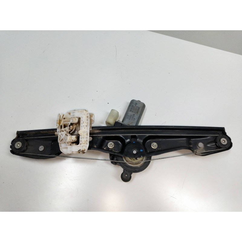 Recambio de elevalunas trasero derecho para bmw serie 1 lim. 5-trg. (f20) 118d referencia OEM IAM M13970A00  