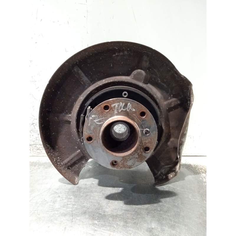 Recambio de mangueta delantera izquierda para bmw serie 5 berlina (e60) 530i referencia OEM IAM   