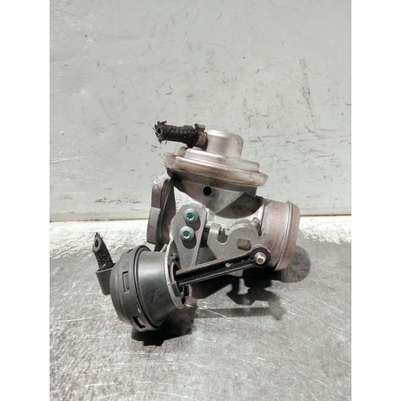 Recambio de valvula egr para volkswagen golf iv berlina (1j1) referencia OEM IAM 038129637B 045131501L 