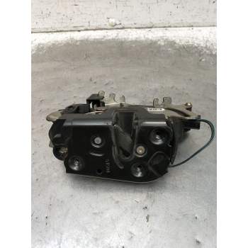 MOTOR CIERRE CENTRALIZADO DELANTERO IZQUIERDO A6397200835 5P 2004