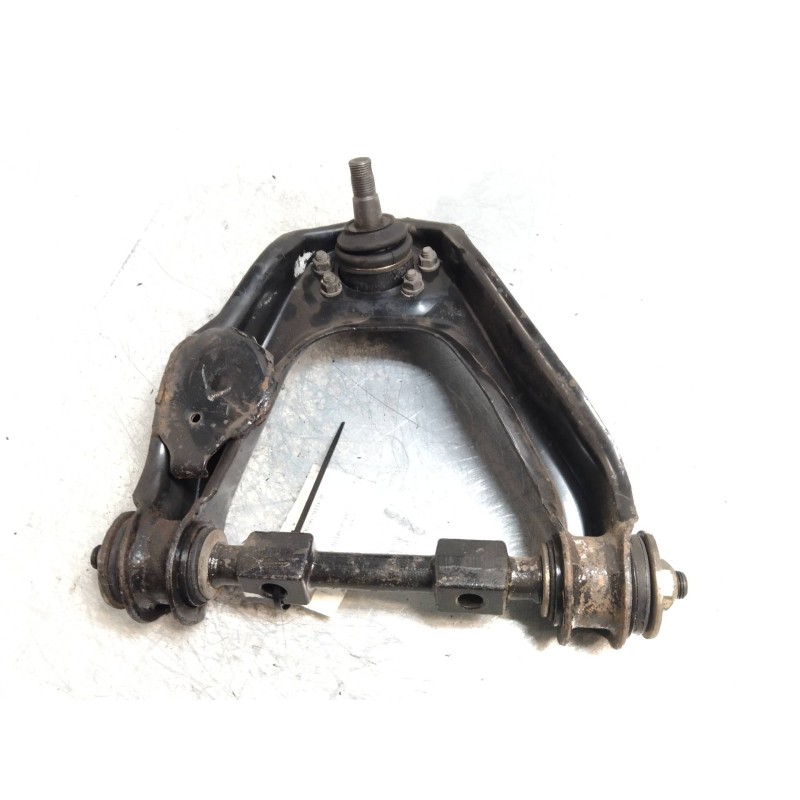 Recambio de brazo suspension superior trasero izquierdo para ssangyong korando 2.9 turbodiesel cat referencia OEM IAM   