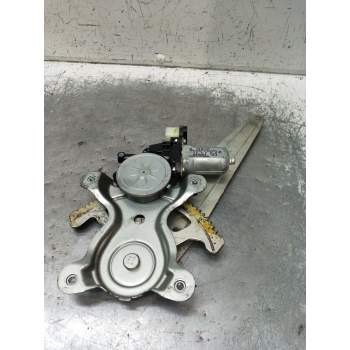 ELEVALUNAS TRASERO IZQUIERDO MN182354 AE0620402750 2005