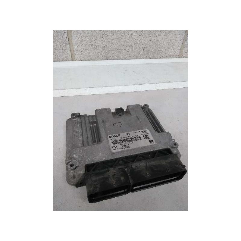 Recambio de centralita motor uce para opel vectra c berlina 1.9 cdti referencia OEM IAM 0281012869 55201790 DL