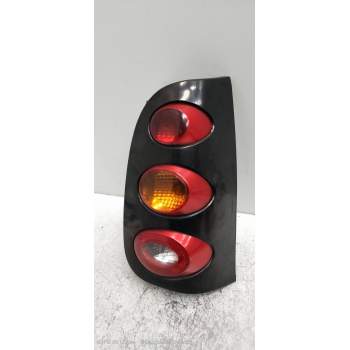 PILOTO TRASERO DERECHO 