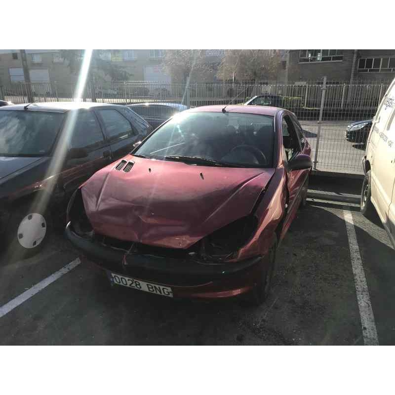 peugeot 206 berlina del año 2001