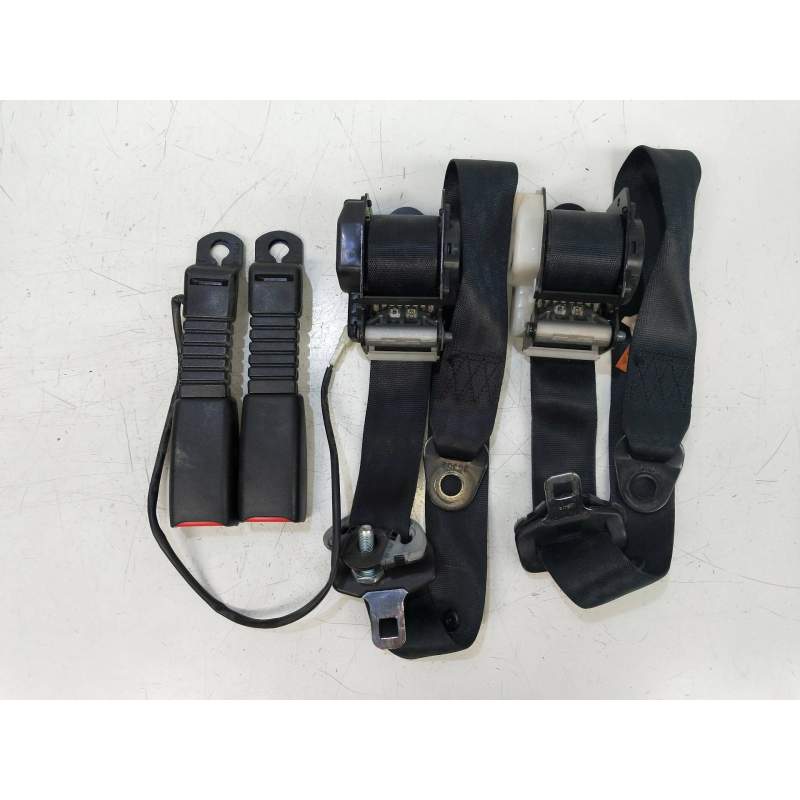 Recambio de juego cinturones delantero para daewoo aranos cd referencia OEM IAM   4P