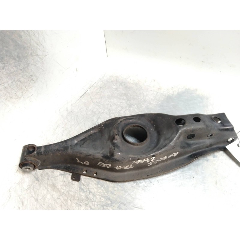 Recambio de brazo suspension inferior trasero derecho para ssangyong rodius 2.7 turbodiesel cat referencia OEM IAM   