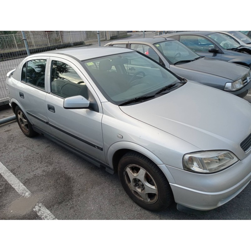 opel astra g berlina del año 1999