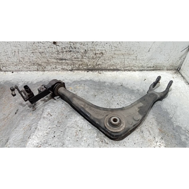 Recambio de brazo suspension inferior delantero izquierdo para peugeot 407 st confort pack referencia OEM IAM   