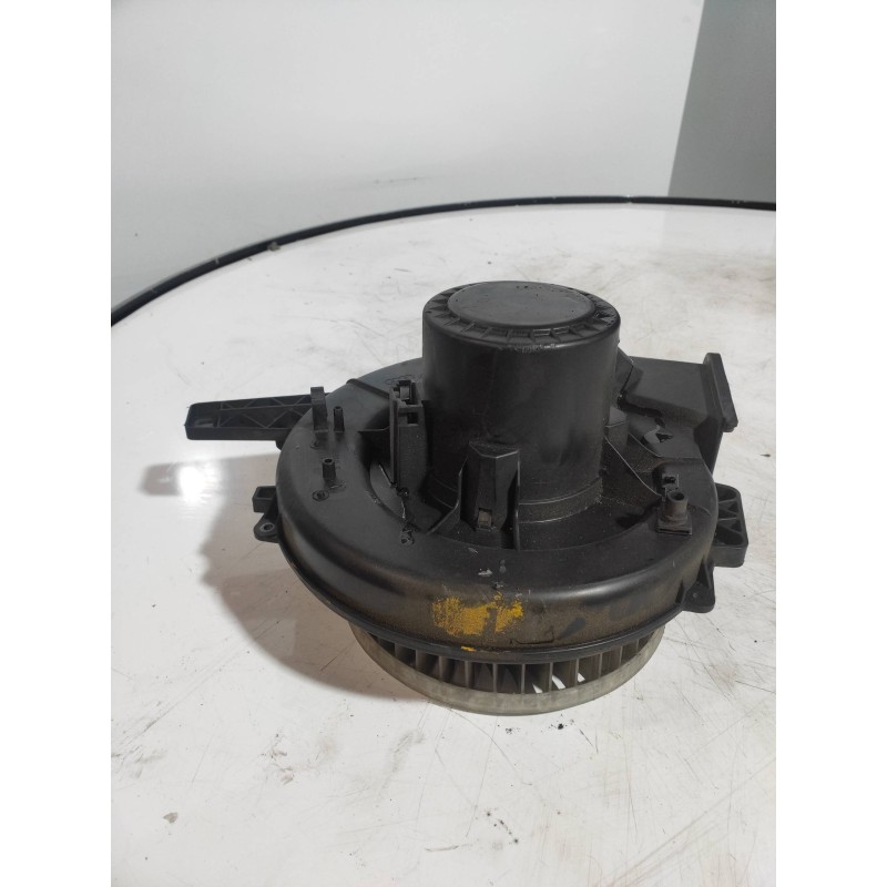 Recambio de motor calefaccion para volkswagen fox (5z1) básico referencia OEM IAM 6Q1820015G  