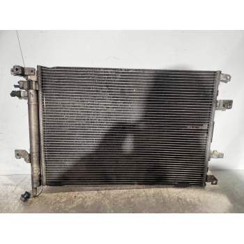 CONDENSADOR / RADIADOR AIRE ACONDICIONADO 879763T 