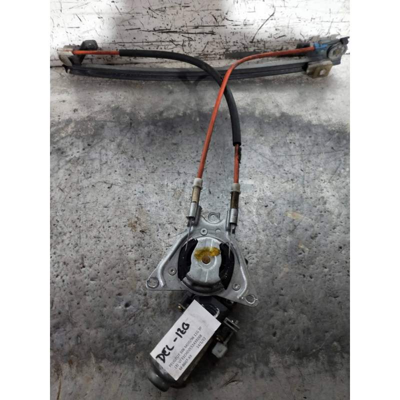 Recambio de elevalunas delantero izquierdo para peugeot 106 (s2) max referencia OEM IAM 400471T2 3P 