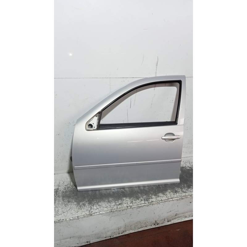 Recambio de puerta delantera izquierda para volkswagen bora berlina (1j2) highline referencia OEM IAM   4P