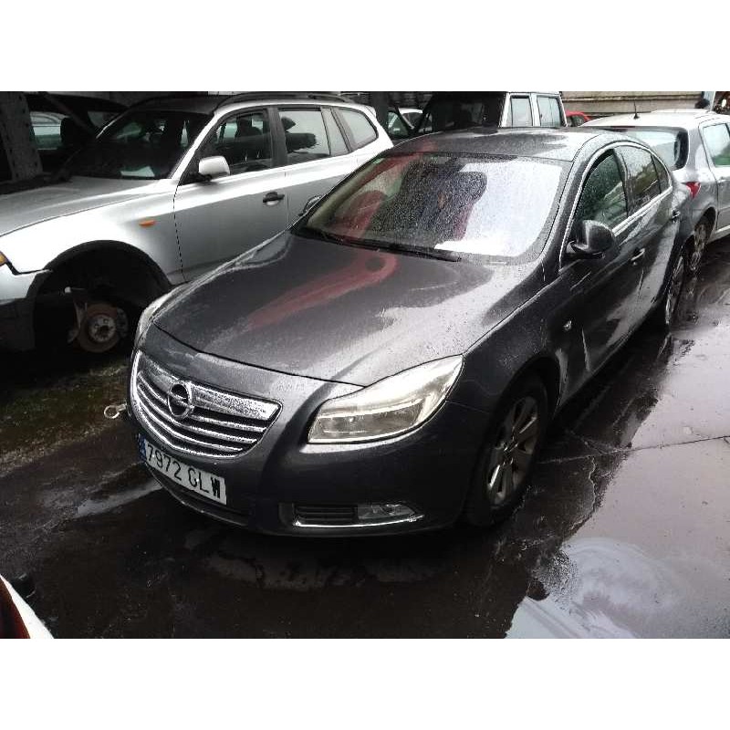 opel insignia berlina del año 2009