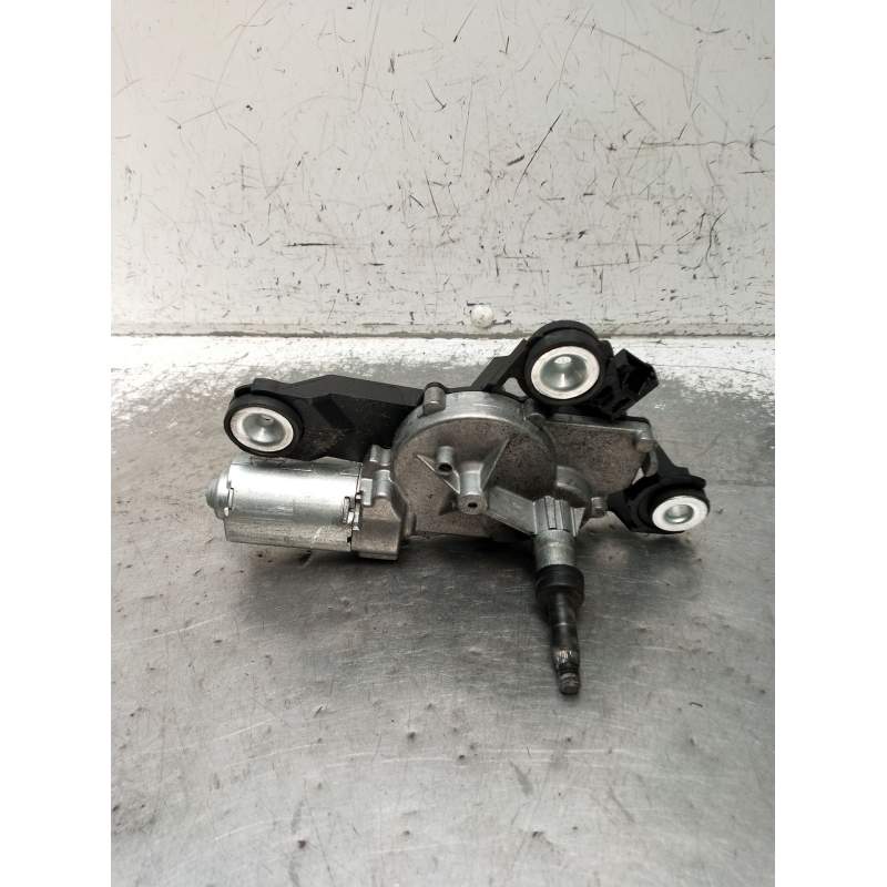 Recambio de motor limpia trasero para mazda 3 (bk) 1.6 (bk14) referencia OEM IAM 0390201588  2004
