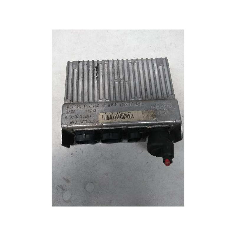 Recambio de centralita motor uce para opel movano referencia OEM IAM 7700311655 HOM7700311739 216510786